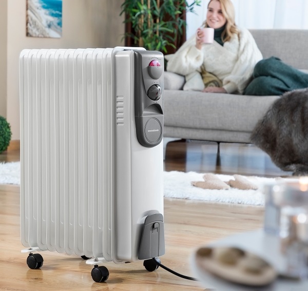 Varme Radiator Oljeradiator med 11 varmekamre - 2500w - Importpris.no AS